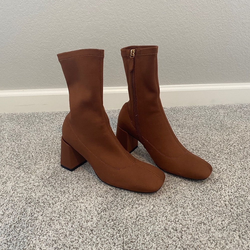 Silent D Tell Me Boots